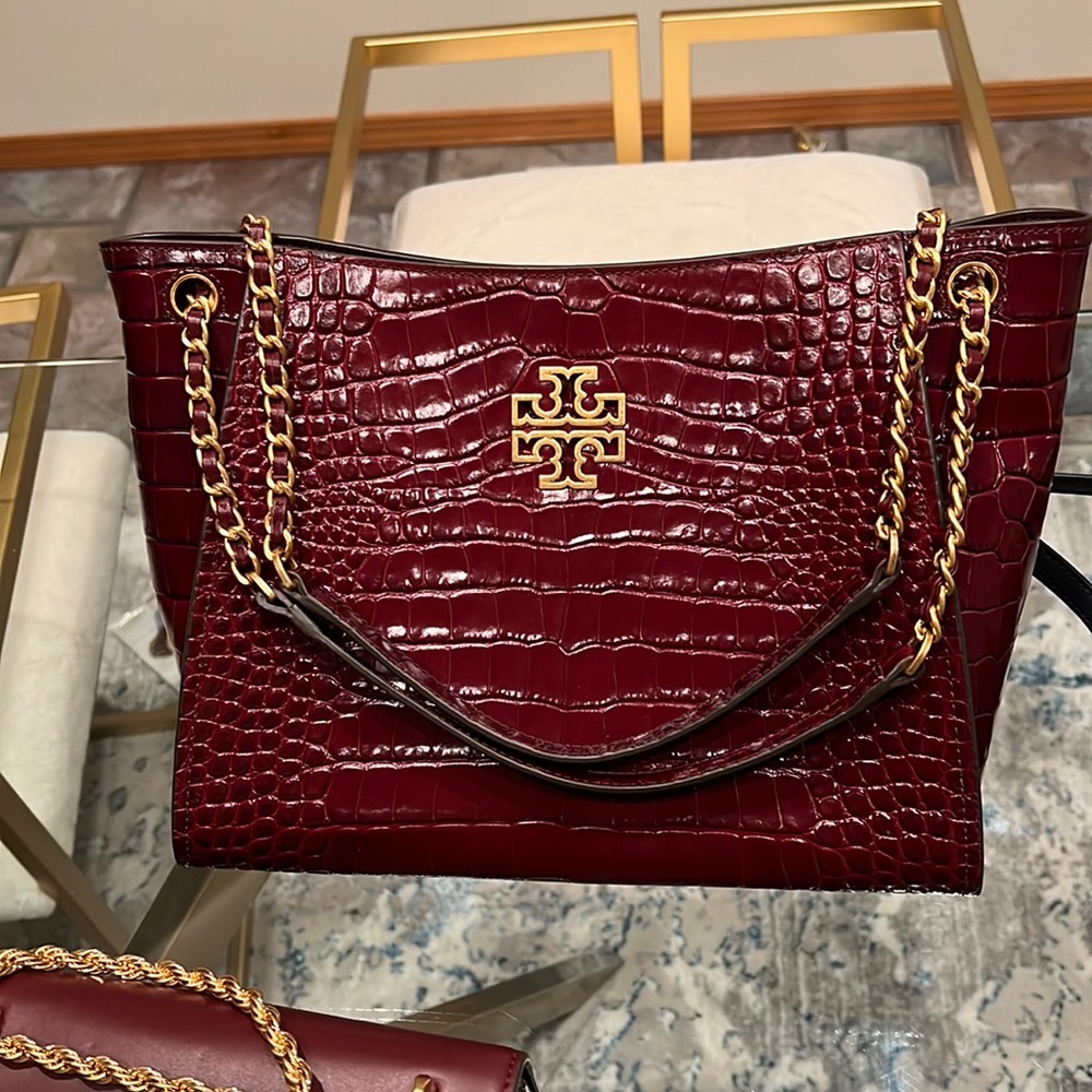 Brand new Tory Burch Bag.